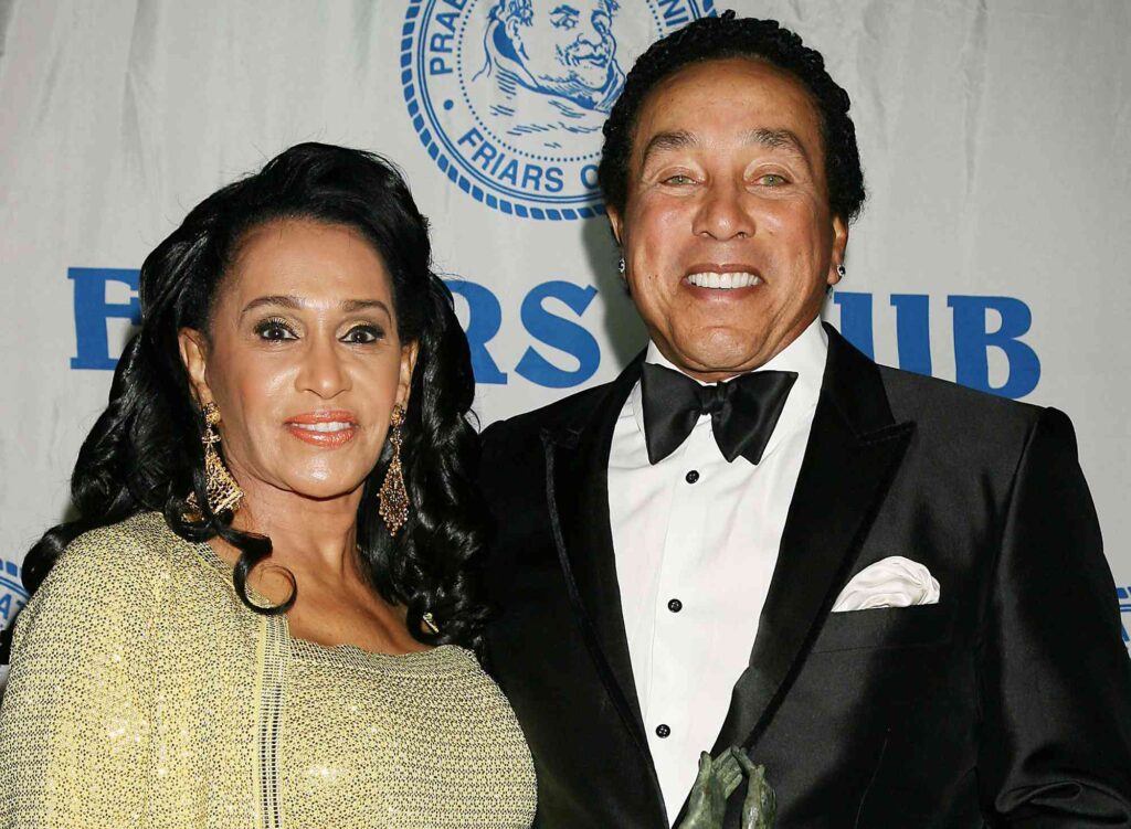 smokey robinson wife