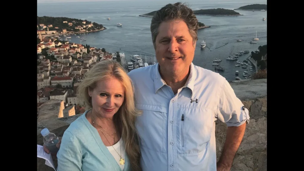 mike leach wife